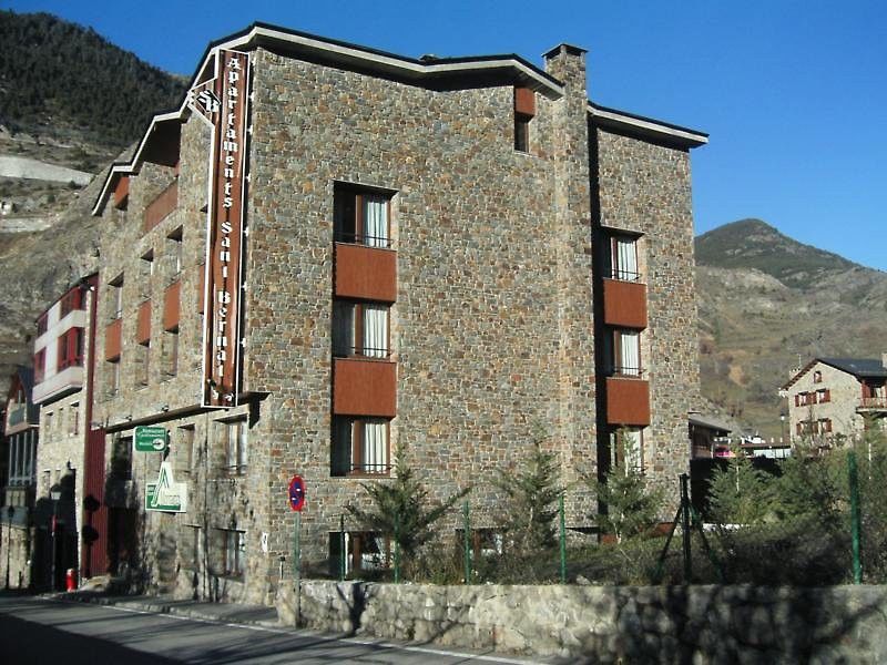 Apartaments Sant Bernat Канило Екстериор снимка