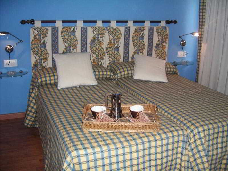 Apartaments Sant Bernat Канило Екстериор снимка